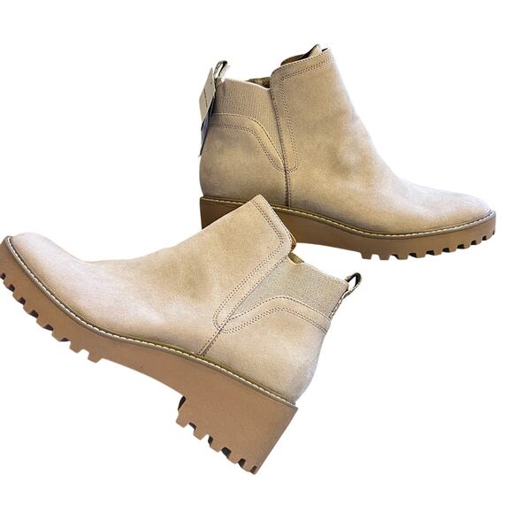 NWT Universal Thread Taci Memory Foam Boots Size 11 - Picture 1 of 4